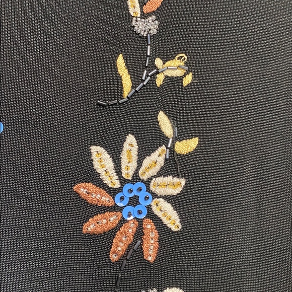 Lucia Burns black foral Embroidered & beaded sequin Top shirt blouse size LARGE - Picture 6 of 10